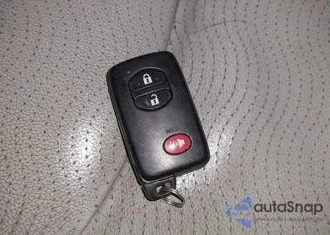 2015 Toyota Prius Two из США, поврежденный, VIN JTDKN3DU2F1938125